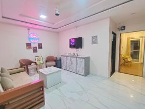 Radha Madhavam Hotel Vrindavan near Iskcon temple & Prem mandir