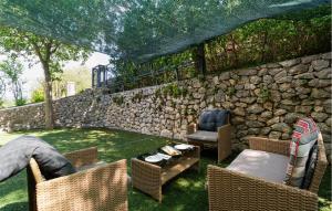 Gorgeous Apartment In Kucice With Wifi