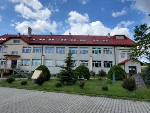 Szkolne Schronisko Młodzieżowe w Hucie Starej