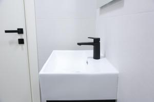 Templum Appart-Hotel -SELF CHECK IN - Slavija square