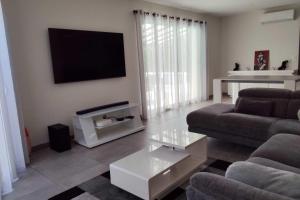Maisons de vacances House for 8 with private pool : photos des chambres