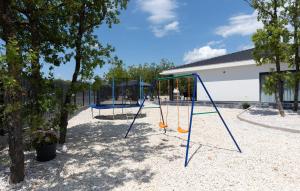 Lovely Home In Imotski