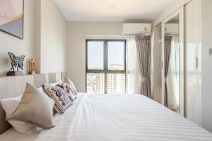 The Astra Sky River 1521 - Deluxe 1BR, City View, Rooftop Infinity Pool