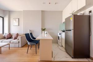 The Astra Sky River 1521 - Deluxe 1BR, City View, Rooftop Infinity Pool