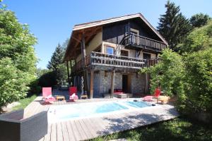 Chalets Chalet le Chantelevent for 24 Guests - Slope Views, Pool & Jacuzzi : Chalet