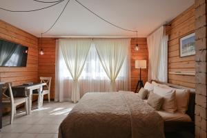 Romantic cozy house Kirzacinas pirts with sauna close to seaside