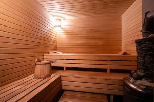 Romantic cozy house Kirzacinas pirts with sauna close to seaside