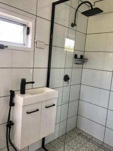 Bee Farm Off-Grid Tiny Home Stay