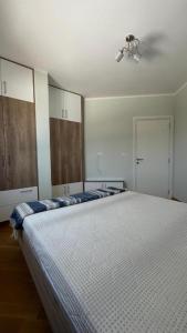 One bedroom apartment with sea view Becici