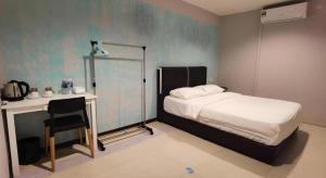 OYO HOME 90667 Chen Room Bs
