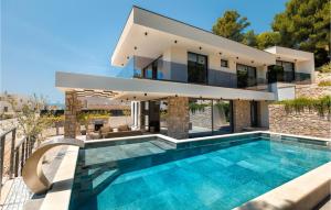 Beautiful Home In Slivno With Wifi