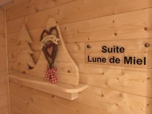 B&B / Chambres d'hotes Relais Mont Jura Adults Only : photos des chambres