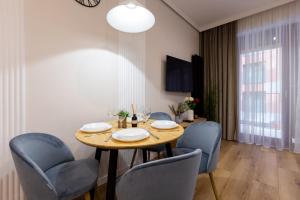 Motława Comfort Studio by BookingHost