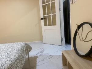 1 Bed Nr IKEA 15Mins to Airport