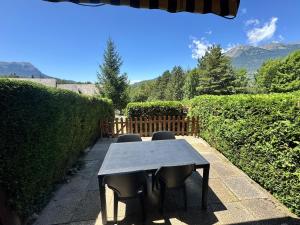 joli studio lumineux dans environnement calme