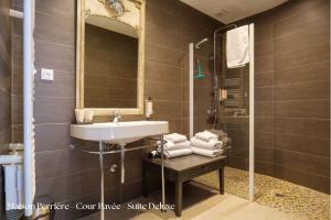 B&B / Chambres d'hotes Chateau de Candes - Art & Spa : photos des chambres