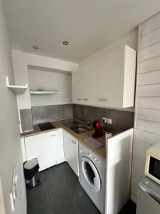 Appartements HeberGeneve : Balcon sur le Jura : photos des chambres