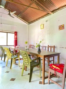 Hotel Tree Land Lodge and Cottage