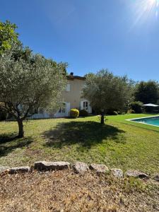 Villas Magnifique villa avec piscine : photos des chambres