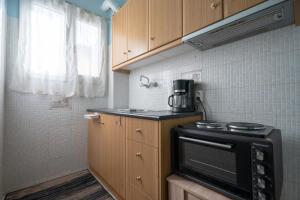 Panathinea Studio for 2 by Traser