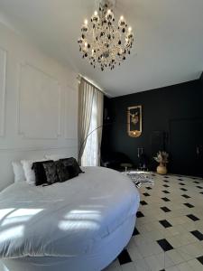 Bulle royale jaccuzi au château à 35 min de Paris