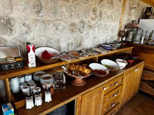 Anatolia Raymonde Cave House