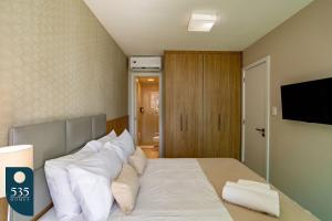 Apartamento na Barra a 200m do Farol