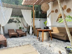 Beachfront pool villa