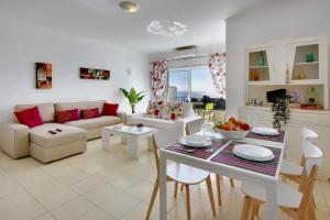 Atlantic Horizon by Seareen