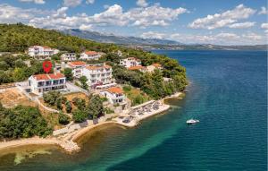 Lovely Home In Posedarje