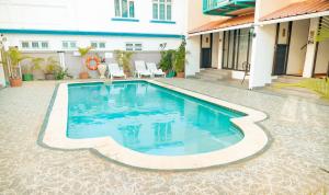 West Sand Holidays LICENSED BY THE TOURISM AUTHORITY 09926