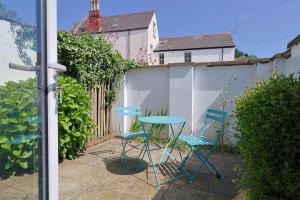 Comfortable Stay on Cathedral Road!