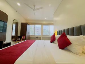 Srimad Hotel