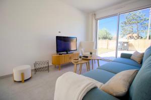 La Cigogne, Maison familiale en bord de Mer à Surtainville, Côte des Isles, 3 chambres, Intendance Luxury Host