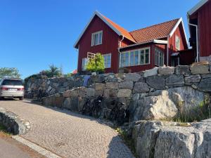 Beautiful house near the sea