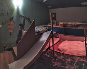 Maisons de vacances Large family home between Paris in Disneyland, with swimming-pool : photos des chambres