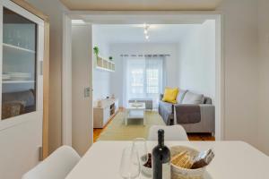 Combatentes 33 House - By Y Concept