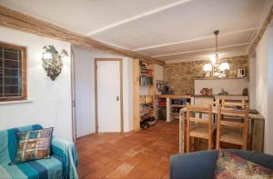 Charming Holiday Rental with Pool Access near Lisbon in Portugal