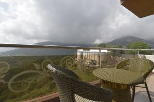 The Four Season Dharamshala # Centrally Heated & Air Cooled # Scenic Mountain View # Big Parking # Near Market # Top Rated # Most Awarded # Premium Rooms # Bar # Terrace # Lift # Property Of The Year##BY Royal castle ##