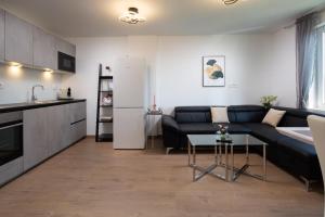 Azureo Apartment with Ocean view