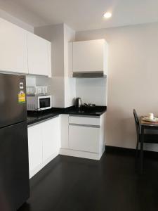 Convenient 1BR Apartment Near Nimman #B308