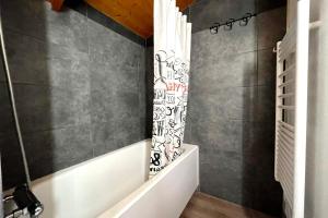 Appartements Studio with mountain view near Megeve : photos des chambres