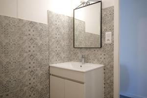 Appartements Studio 2 personnes piscine partagee : photos des chambres