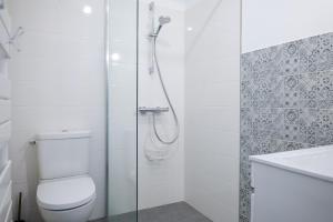 Appartements Studio 2 personnes piscine partagee : photos des chambres