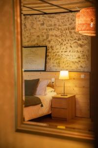 Maisons d'hotes L-Atelier de l-Horte : Chambre Lit King-Size - Vue sur Jardin