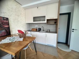 Grand Lake View Apartment