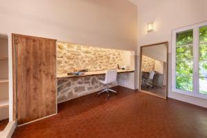 Villas Iconic village house in Provence - Tastefully renovated breathtaking views : photos des chambres