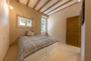 Villas Iconic village house in Provence - Tastefully renovated breathtaking views : photos des chambres