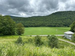 The Sweet Maple Getaway & Maple Welcome Gift!