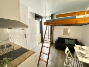 New 124 Suite Anouck - Cosy Apartment Paris Center